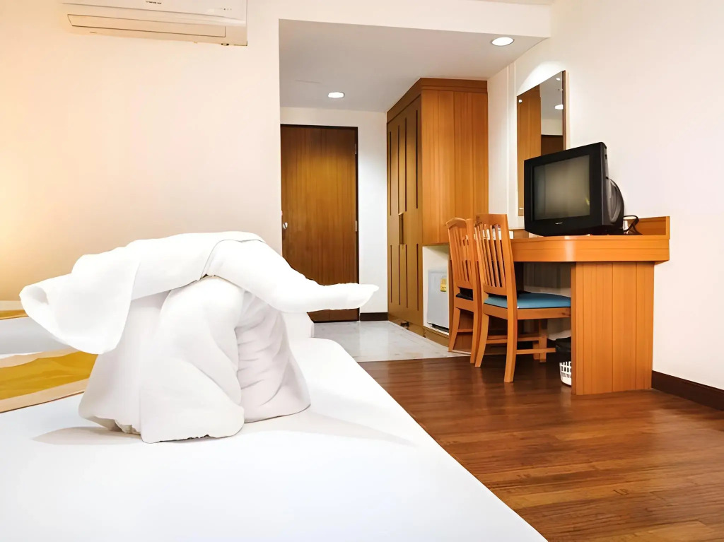 Blue Neptuna Hotel Phuket Patong by Koko