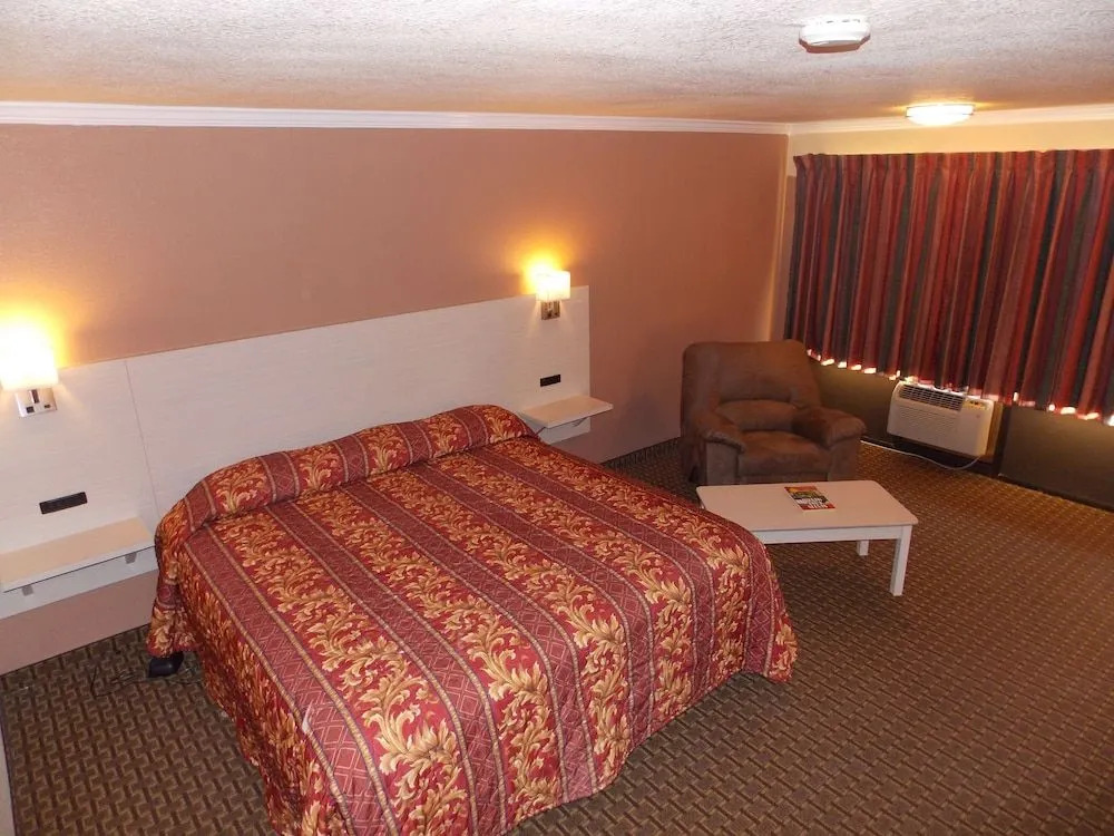 River Valley Motor Inn