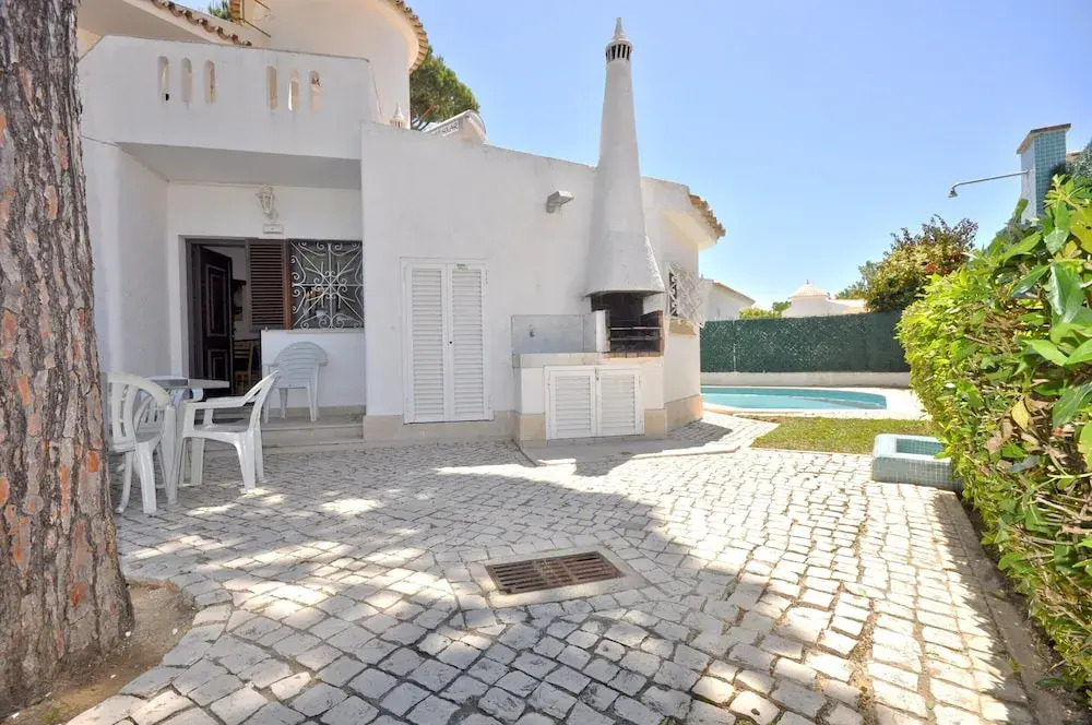 Villa in Vilamoura with Pool near Golf Courses