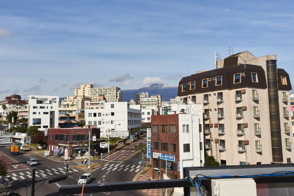 Gudeok Guesthouse