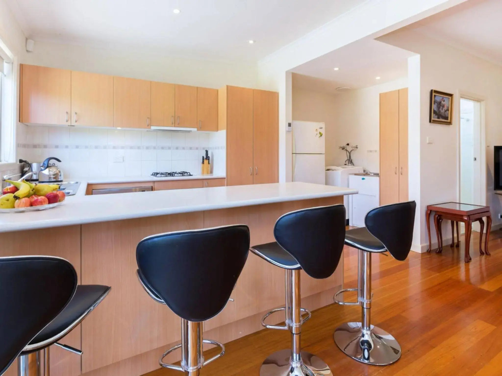 Renovated Beach Beauty - Rosebud