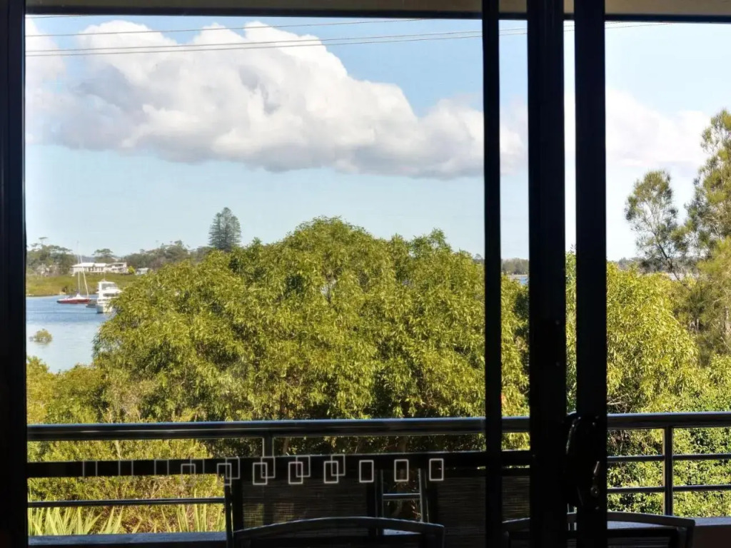 Magnificent Views - Mariners Mark 3