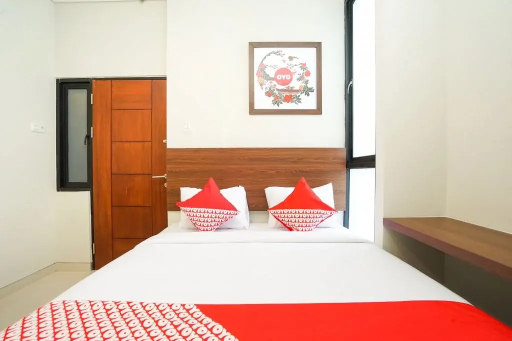 The Colins Hotel