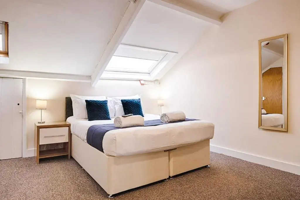 Alexandra Private Studios for Work & Leisure