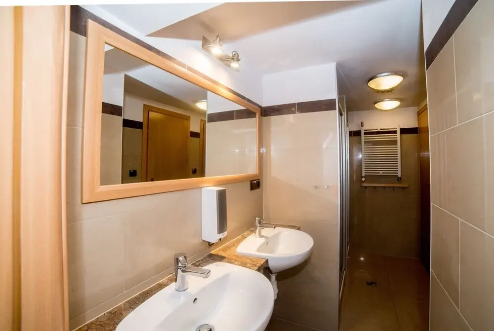 Max Berg Hostel