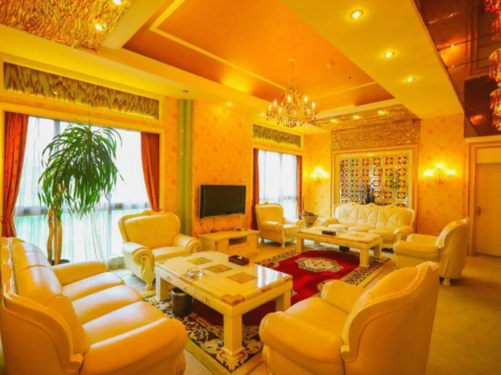 Xuefu Hotel