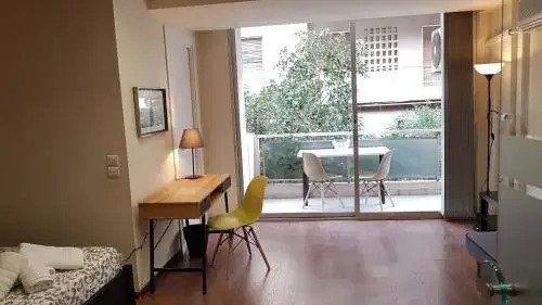 Errathens Cherry and Berry Apartments - Athens Center