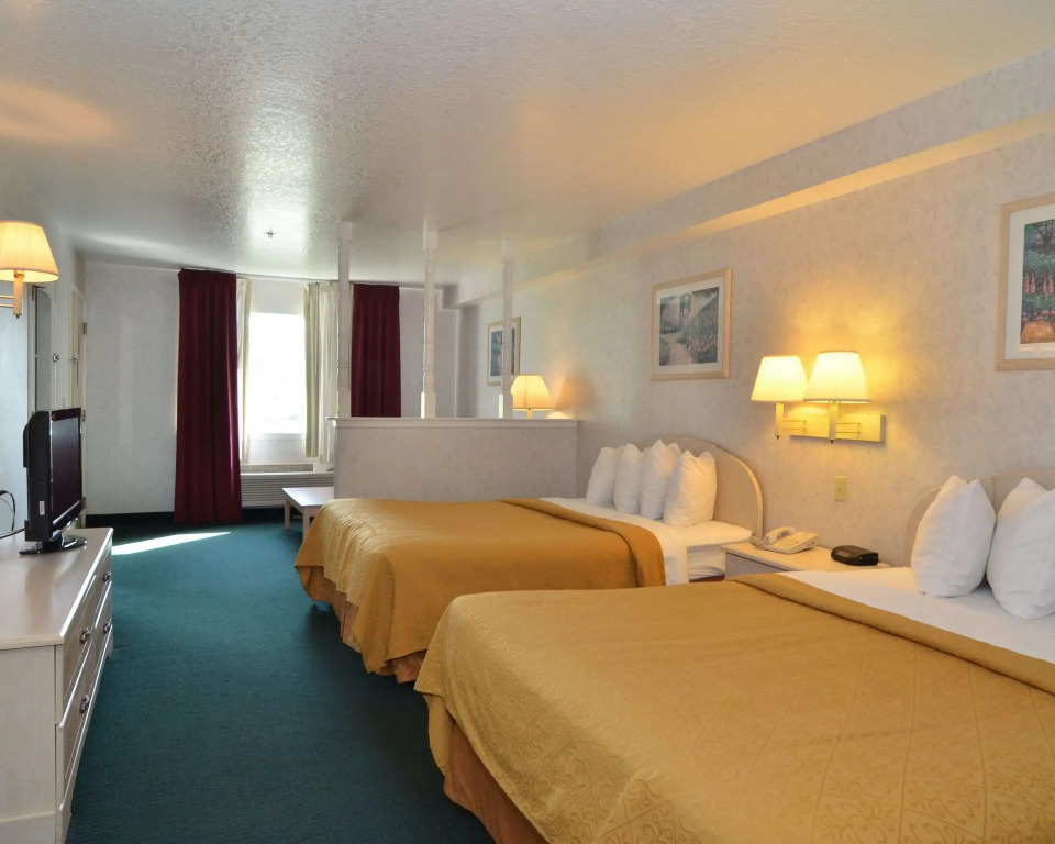 Econo Lodge San Antonio South