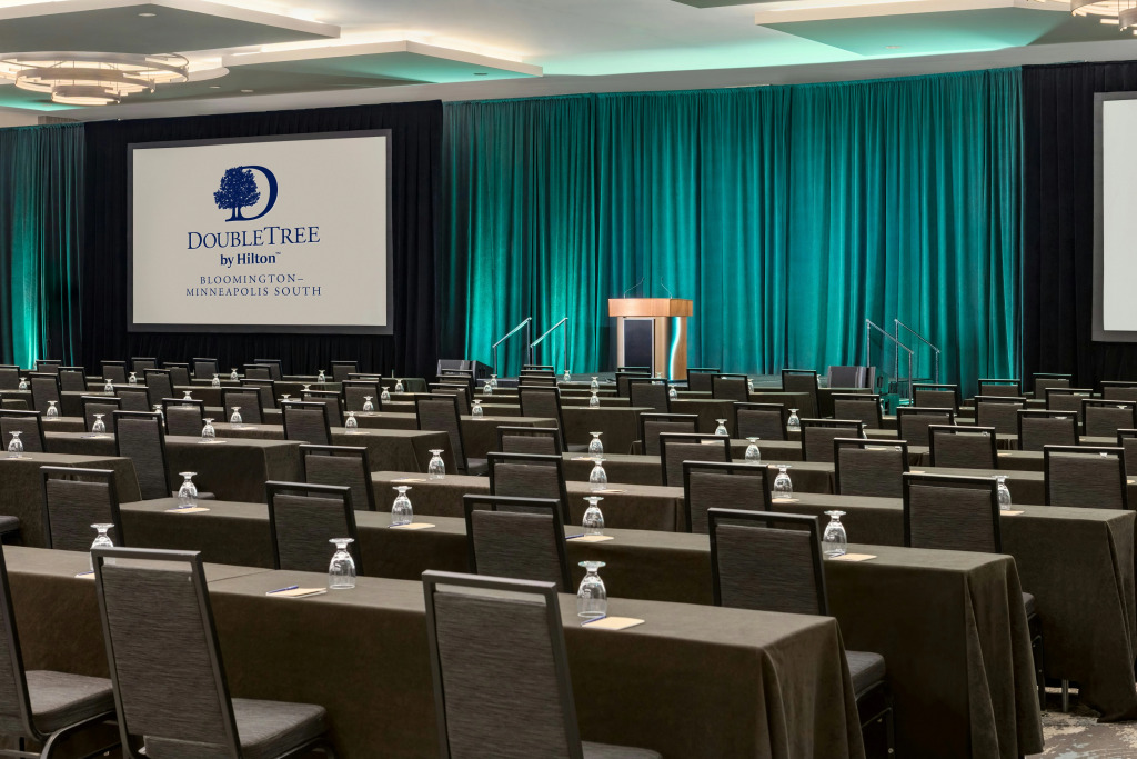 DoubleTree by Hilton Bloomington Minneapolis South