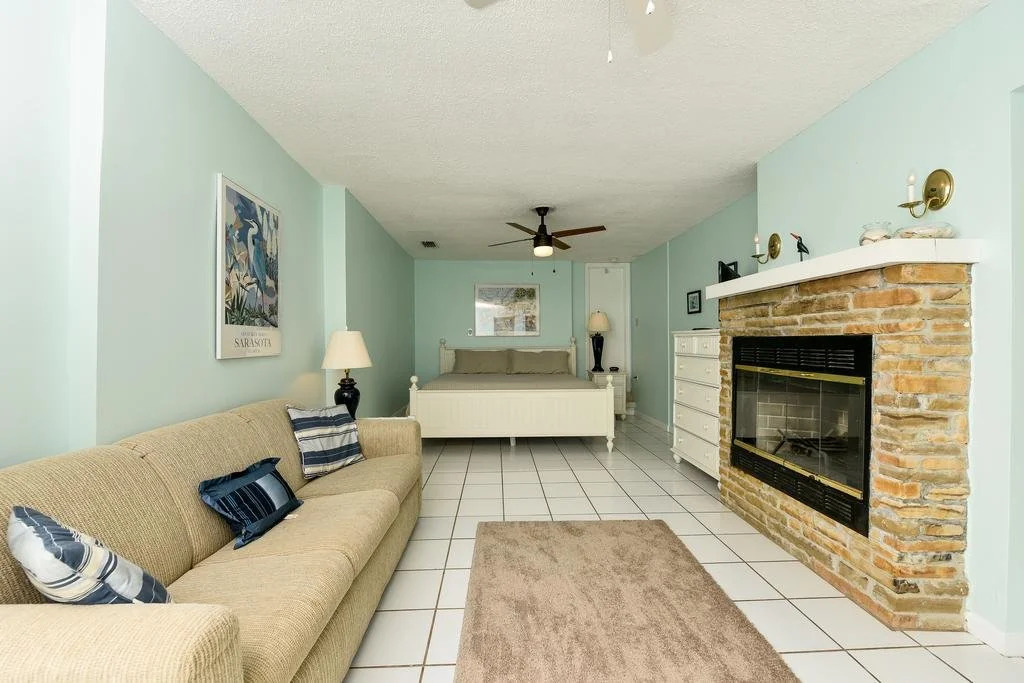 Coastal Surfside By Beachside Management