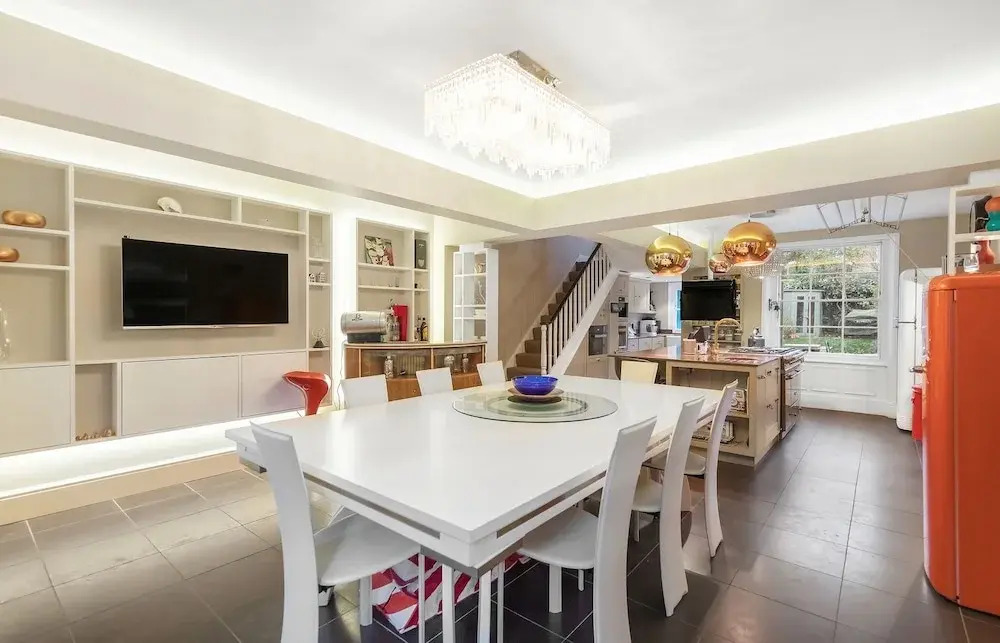 Sophisticated Shine by Newington Green
