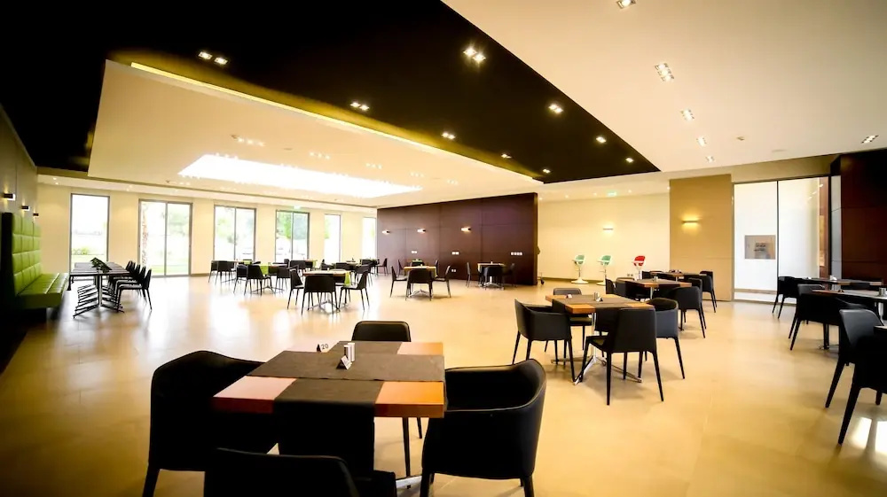 M Executive Hotel & Residence