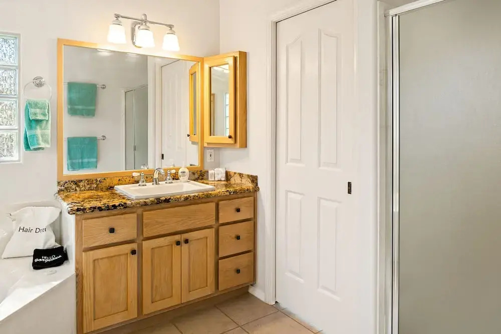 Quail Run Retreat 3BR by Casago