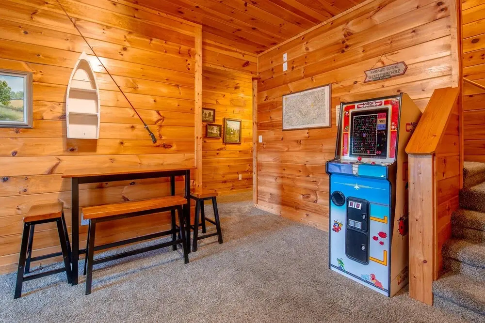 Heavenly Escape Crossing Resort Cabin w Hot Tub Arcade Games and More