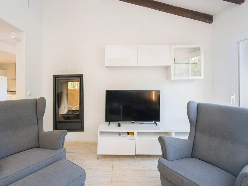Urbane Holiday Home in Altea With Private Swimming Pool