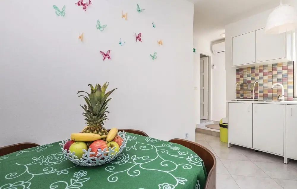 Nice Home in Opatija With Wifi and 2 Bedrooms