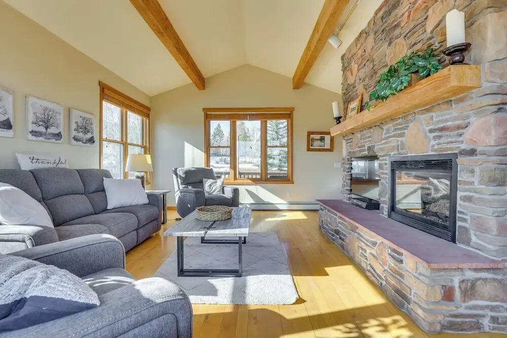 Private Hot Tub: Scenic Granby Vacation Rental!