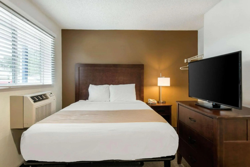 Birch Hill Suites - Lakeland