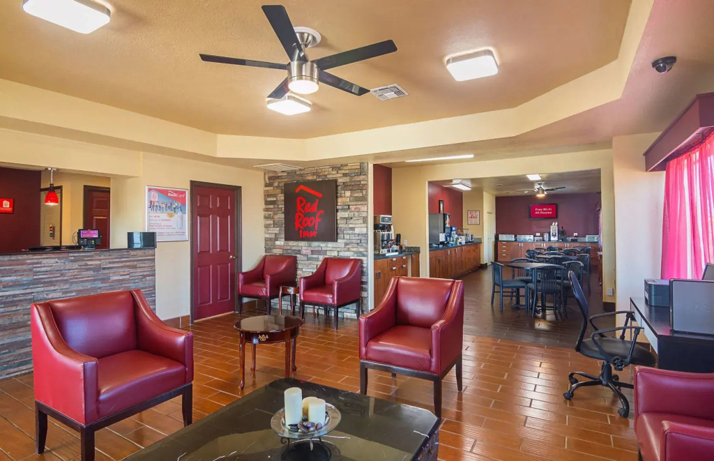 Red Roof Inn Childress