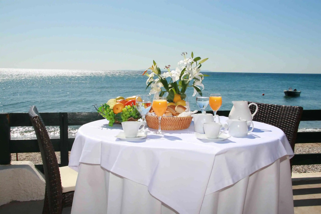 Hydrele Beach Hotel & Village