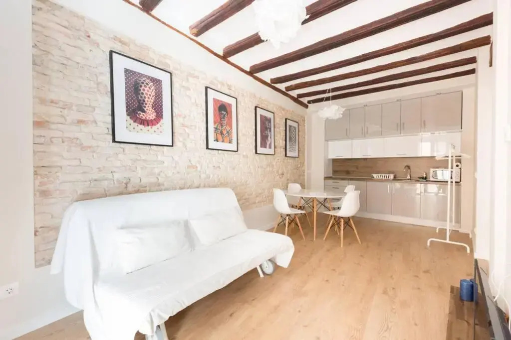 CASTA 2 - Apartamento céntrico de un dormitorio con opción de garaje