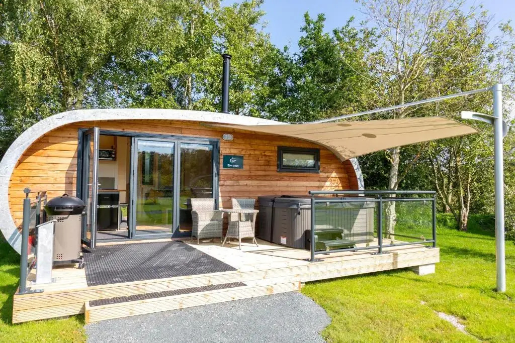 Fell View Park Escape Pods with hot tubs