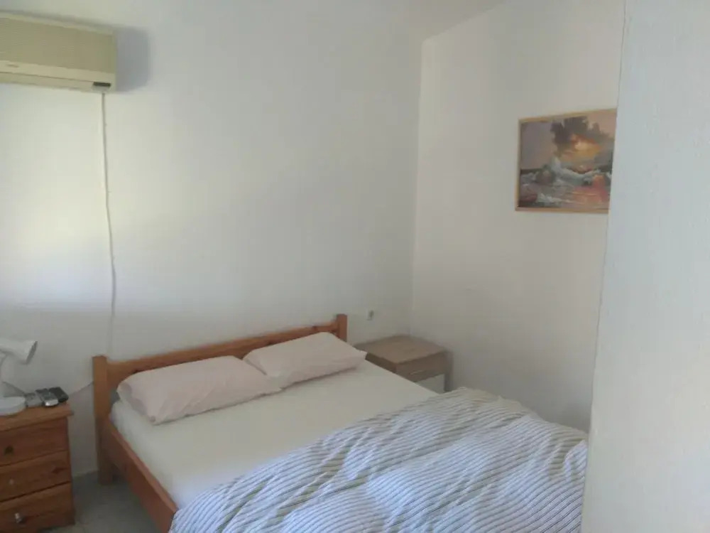 Roula's Rooms