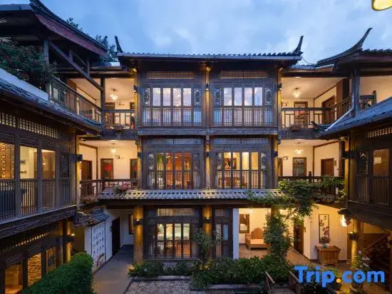 Ruyuan Mansion · Lijiang Naxi Style Garden