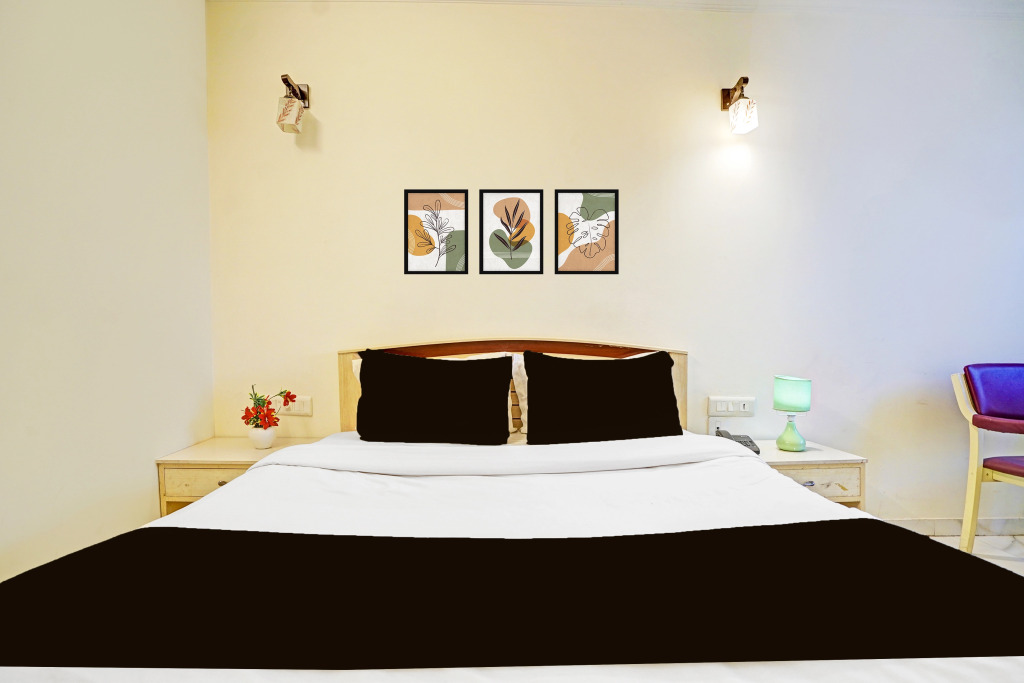 Townhouse Oak Nirman Nagar Mansarovar Formerly The Tulip Regency