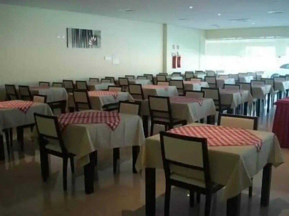 Flamboyant Suite Hotel