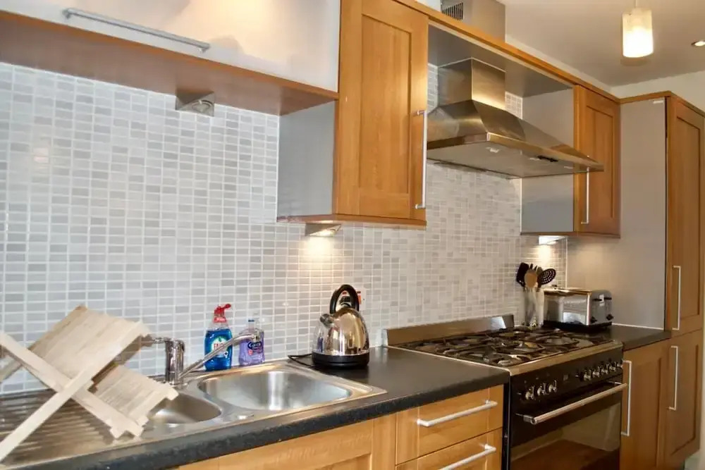 Modern 2 Bedroom City Centre Flat