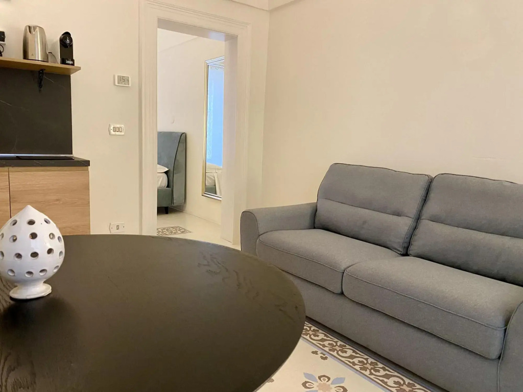 2 people, 1 bathroom, suitable for couples, terrace, central location-Luxury by Dimore Le Murattiane