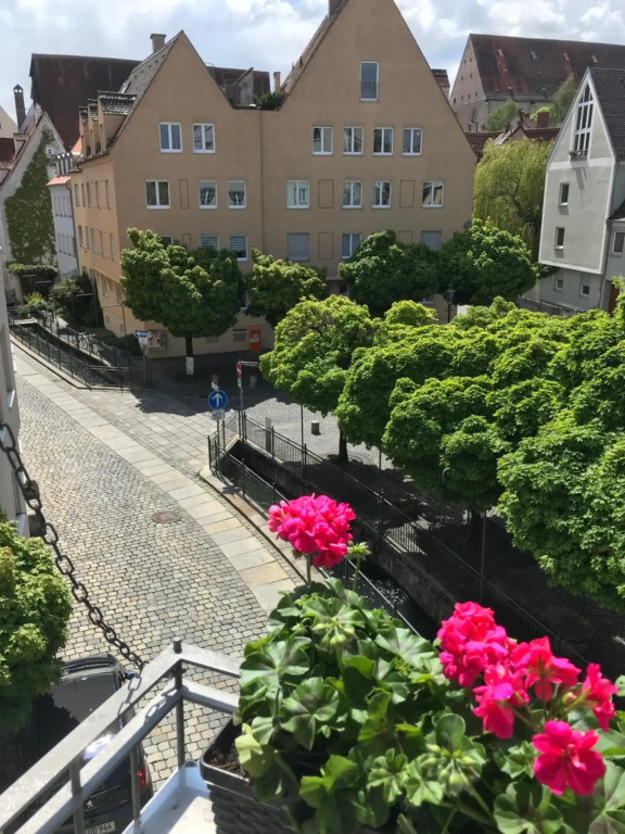 #1 AUGSBURG luxurious old town apartment in absolute central location
