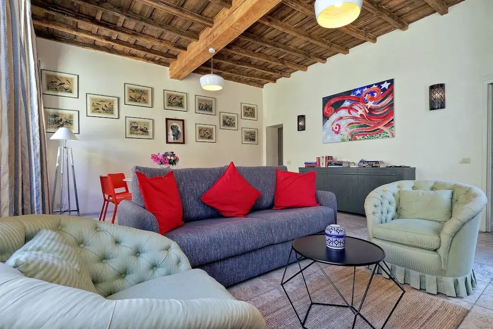 Pavone Charme - My Extra Home