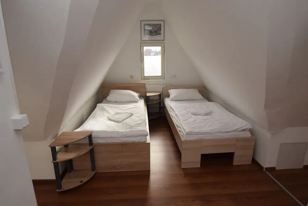 AB Apartment 126