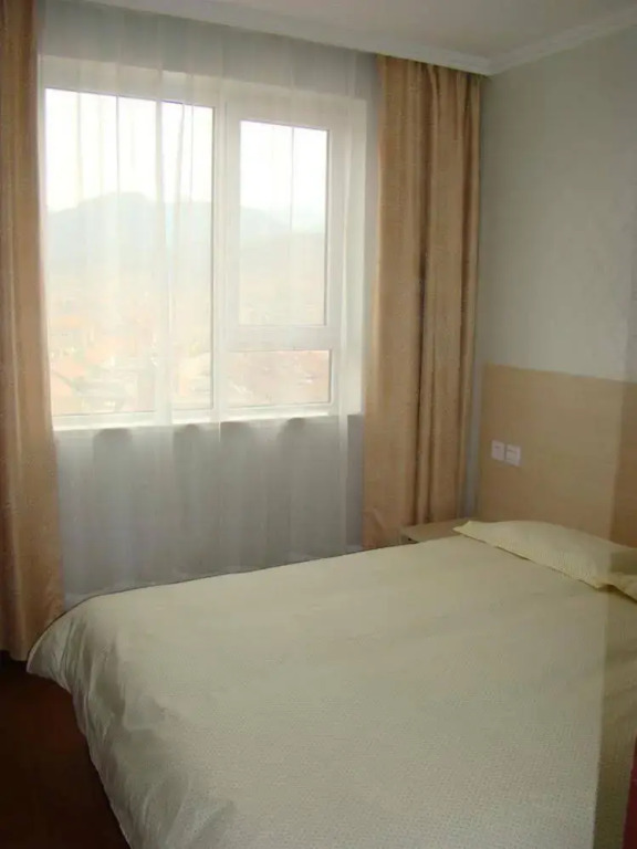 Chenxu Business Hotel (Qingdao Ocean University)(晨旭商务宾馆(青岛海洋大学店))