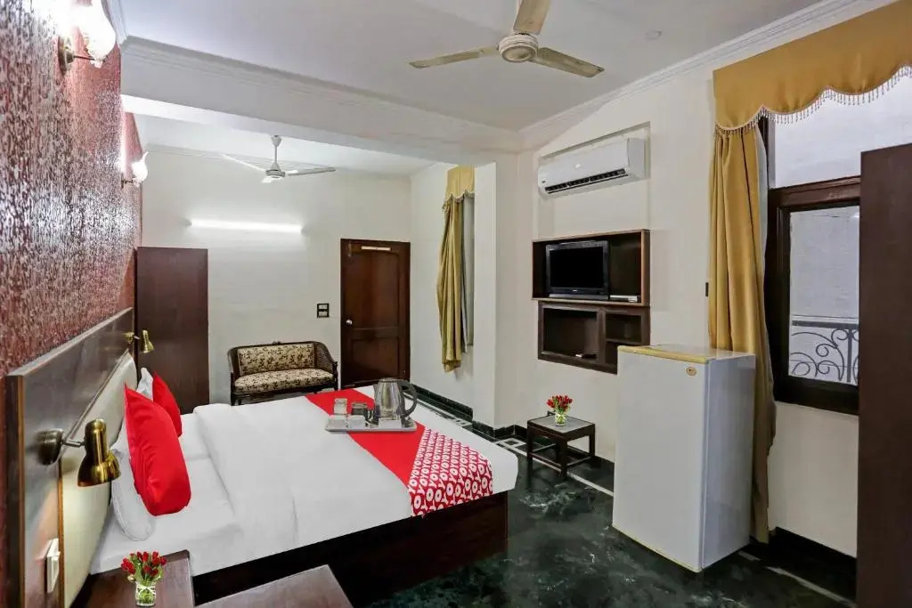 Hotel O Primero Near Aravali Biodiversity Park