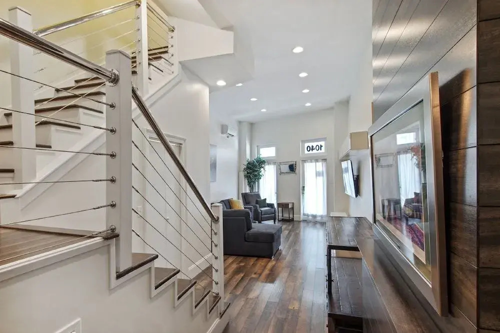 Charming New Orleans Townhouse Near All City Hot Spots
