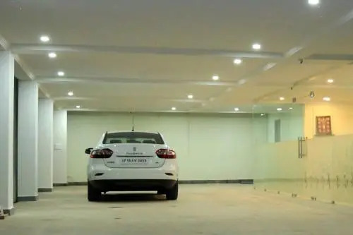 OYO Rooms Uttam Towers