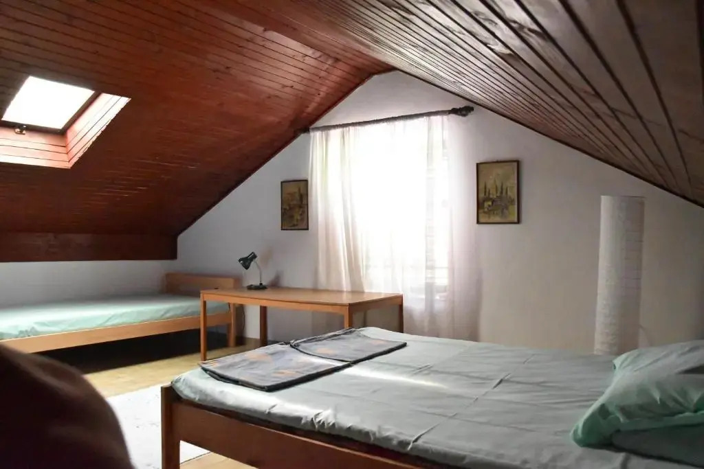 Muki's House- just 50m from the beach