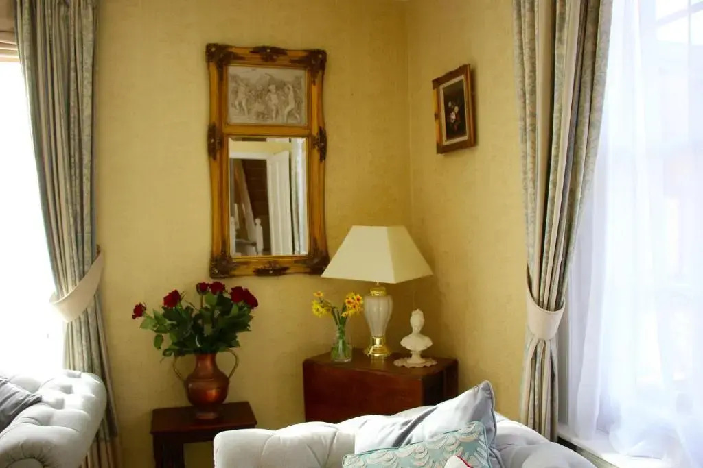 Sleeps14 Seaside Luxury House on the Suffolk Coast