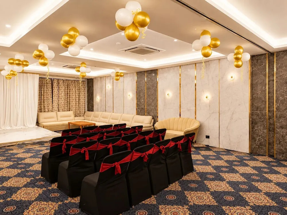 Hotel BB Grand Agra