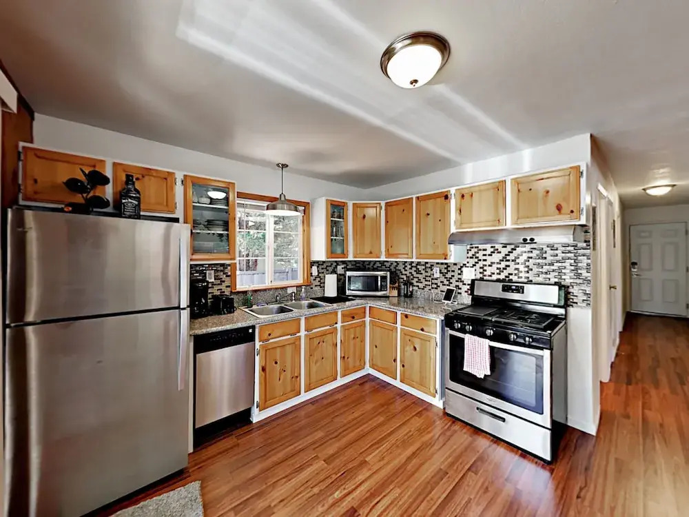 2641 Lipan Street Home 4 Bedrooms 3 Bathrooms Home