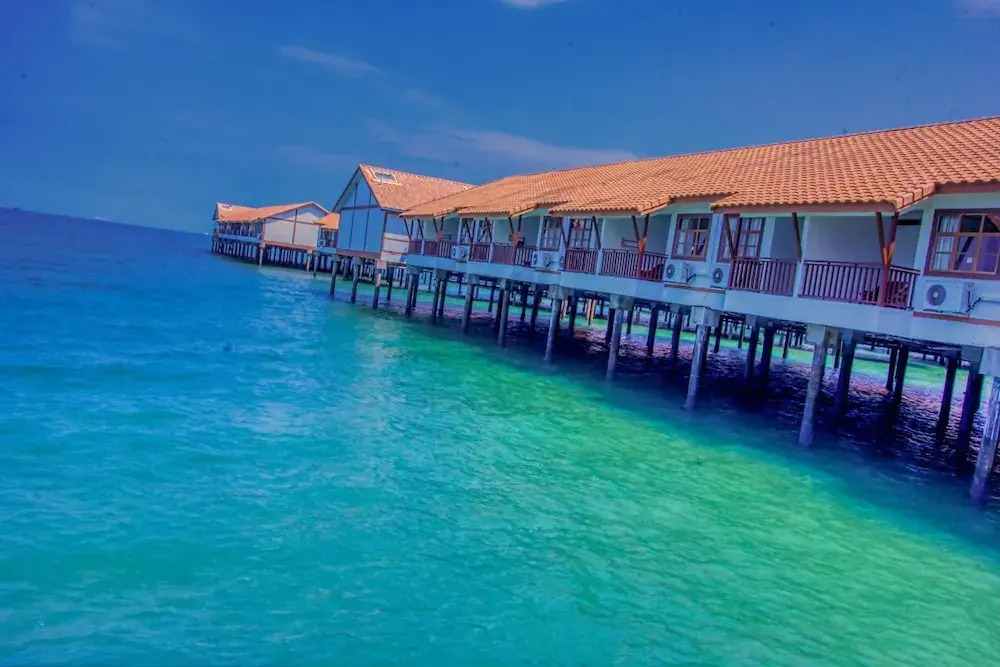 AlexaPD Private Water Chalets