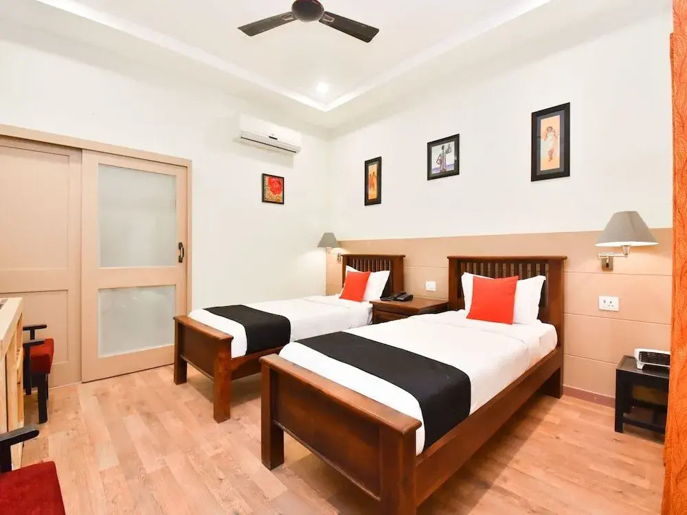 Capital O 35409 Hotel Megh Niwas