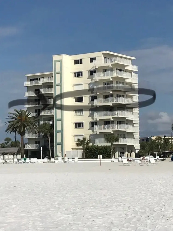 Jamaica Royale 501 - 3 Br Condo