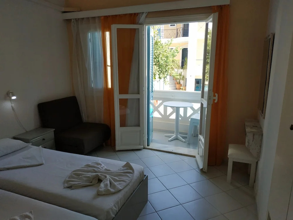 Beach Studio for Upto 3 Persons in Agia Pelagia
