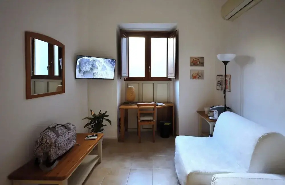 Cataneasy Rooms