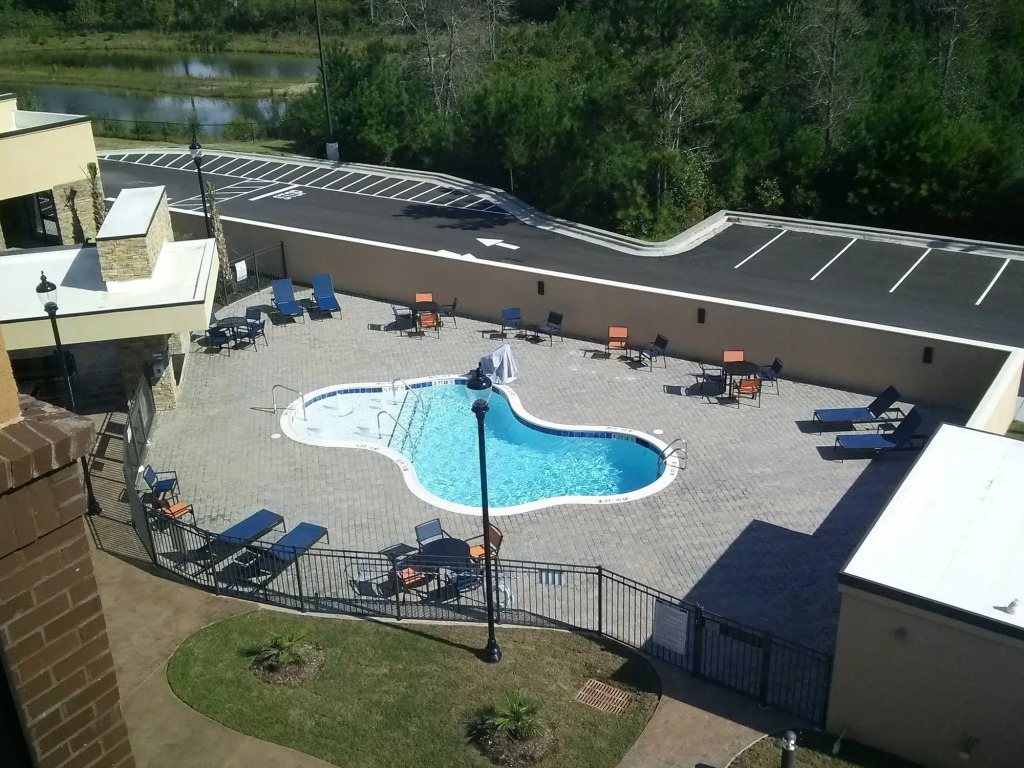 Courtyard by Marriott Jacksonville