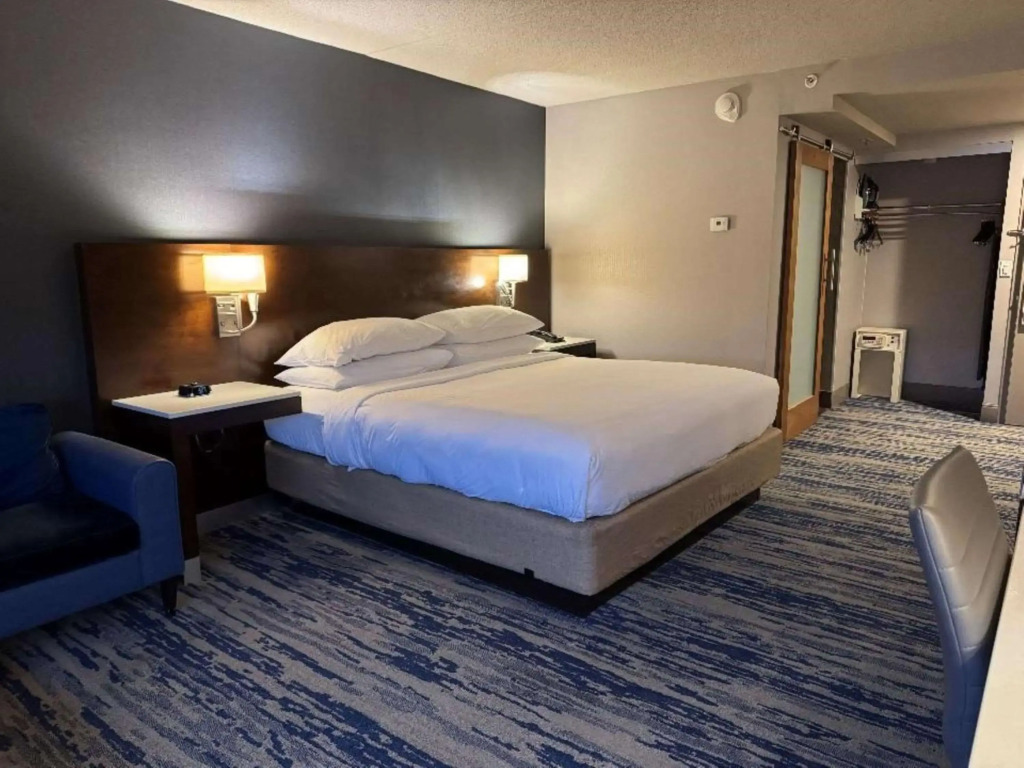Skyline Hotel Detroit Airport, SureStay Collection by Best Western